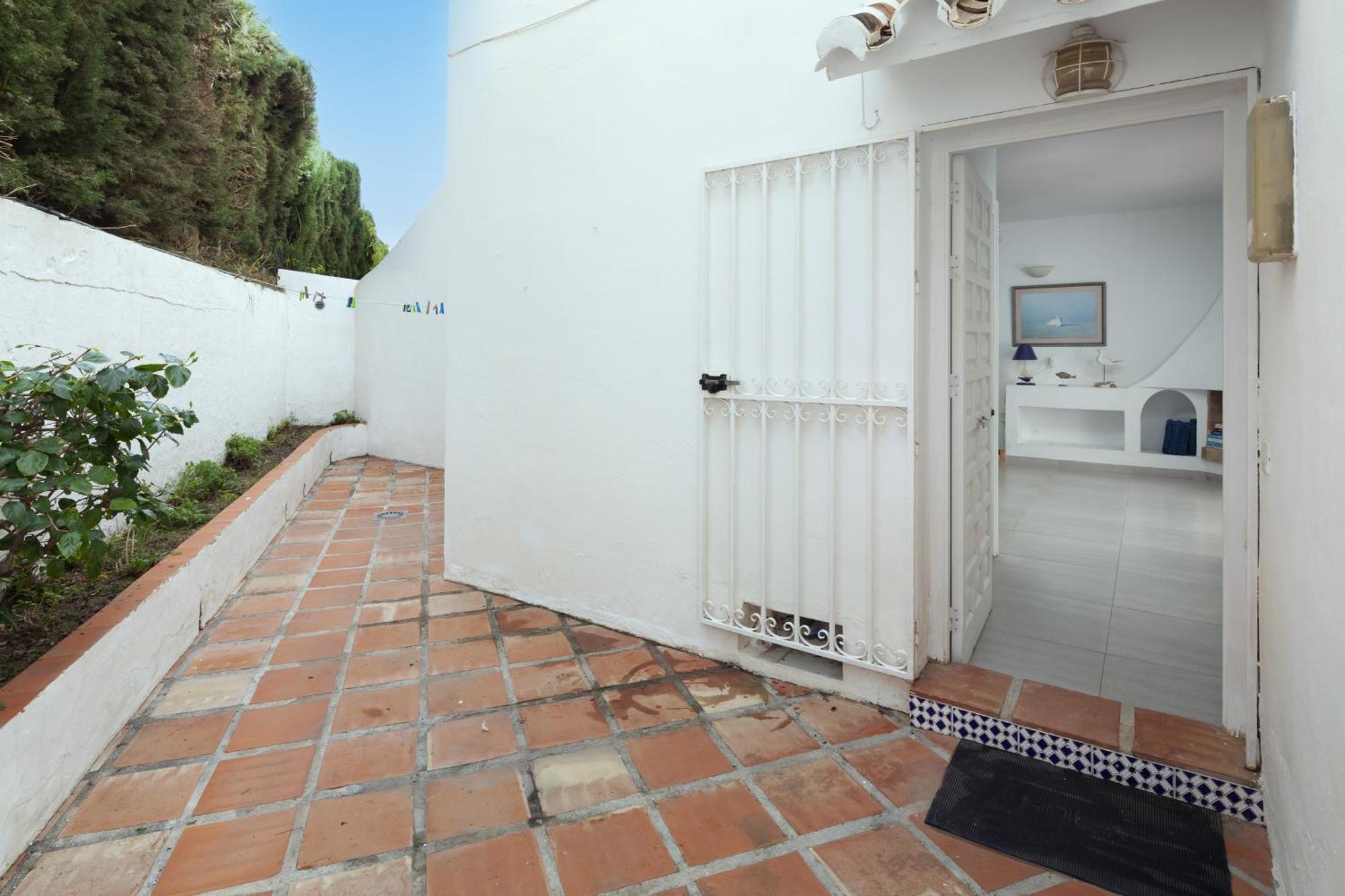 Bright Spacious 1 Bed Apartment Nerja Exteriér fotografie
